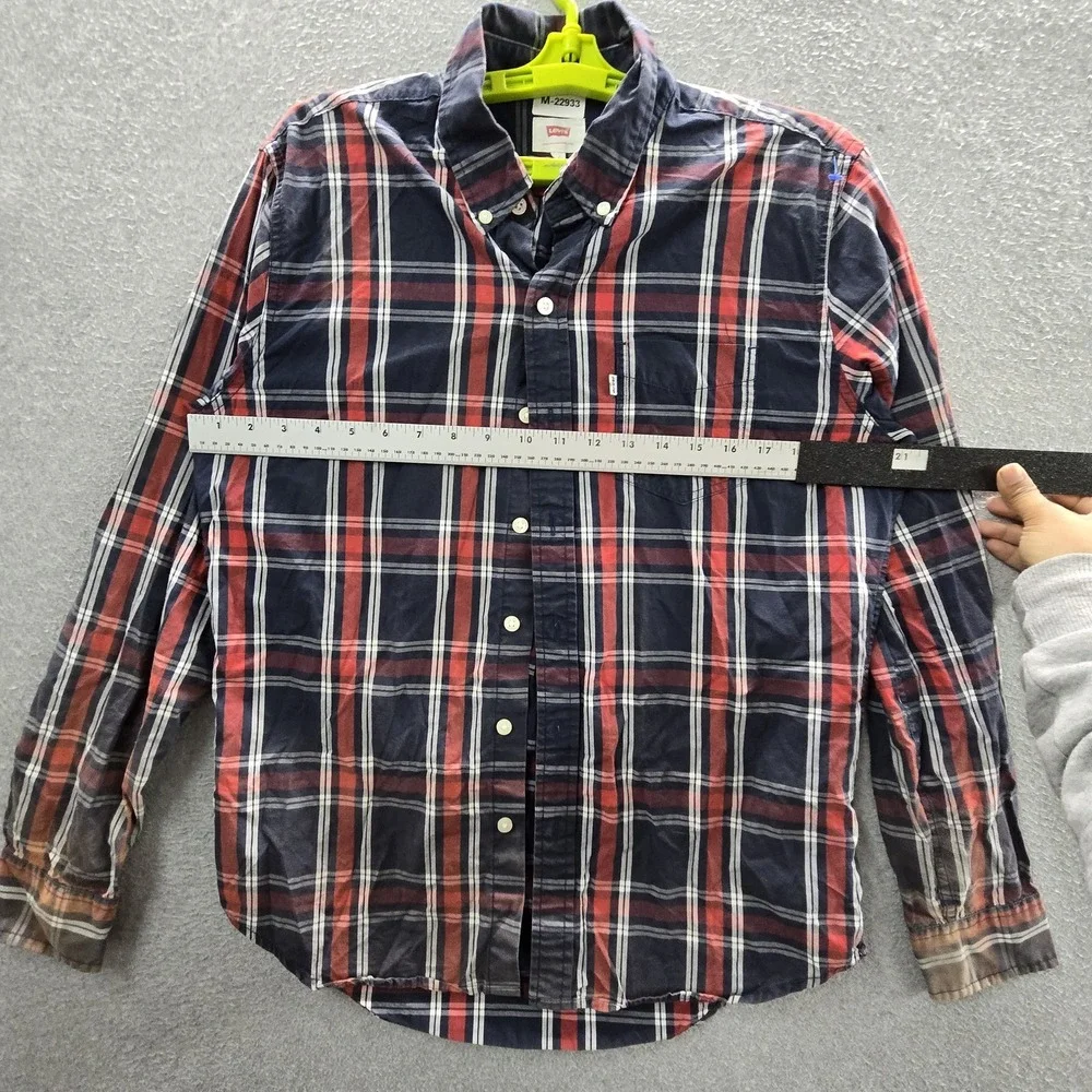 Levi's Men Button Up Shirt M Navy Plaid Casual Long Sleeve Logo READ